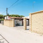 בית נופש Magnolia B- Solo Familias *