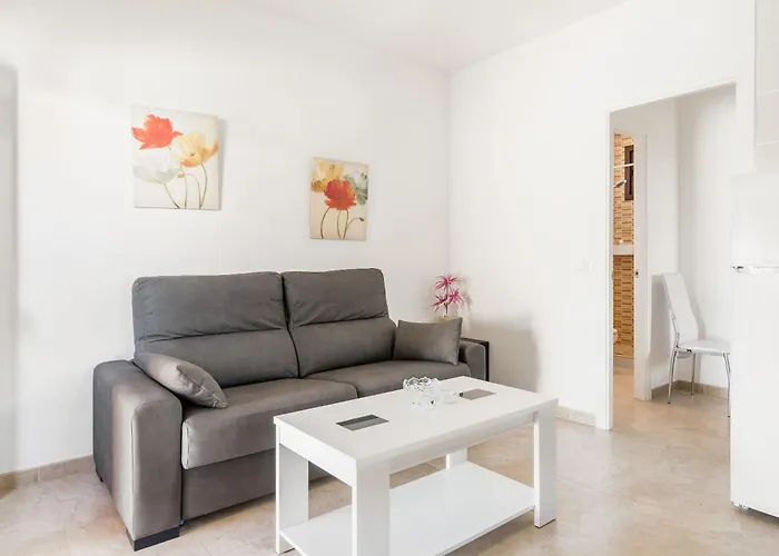 Magnolia B- Solo Familias קוניל דה לה פרונטרה